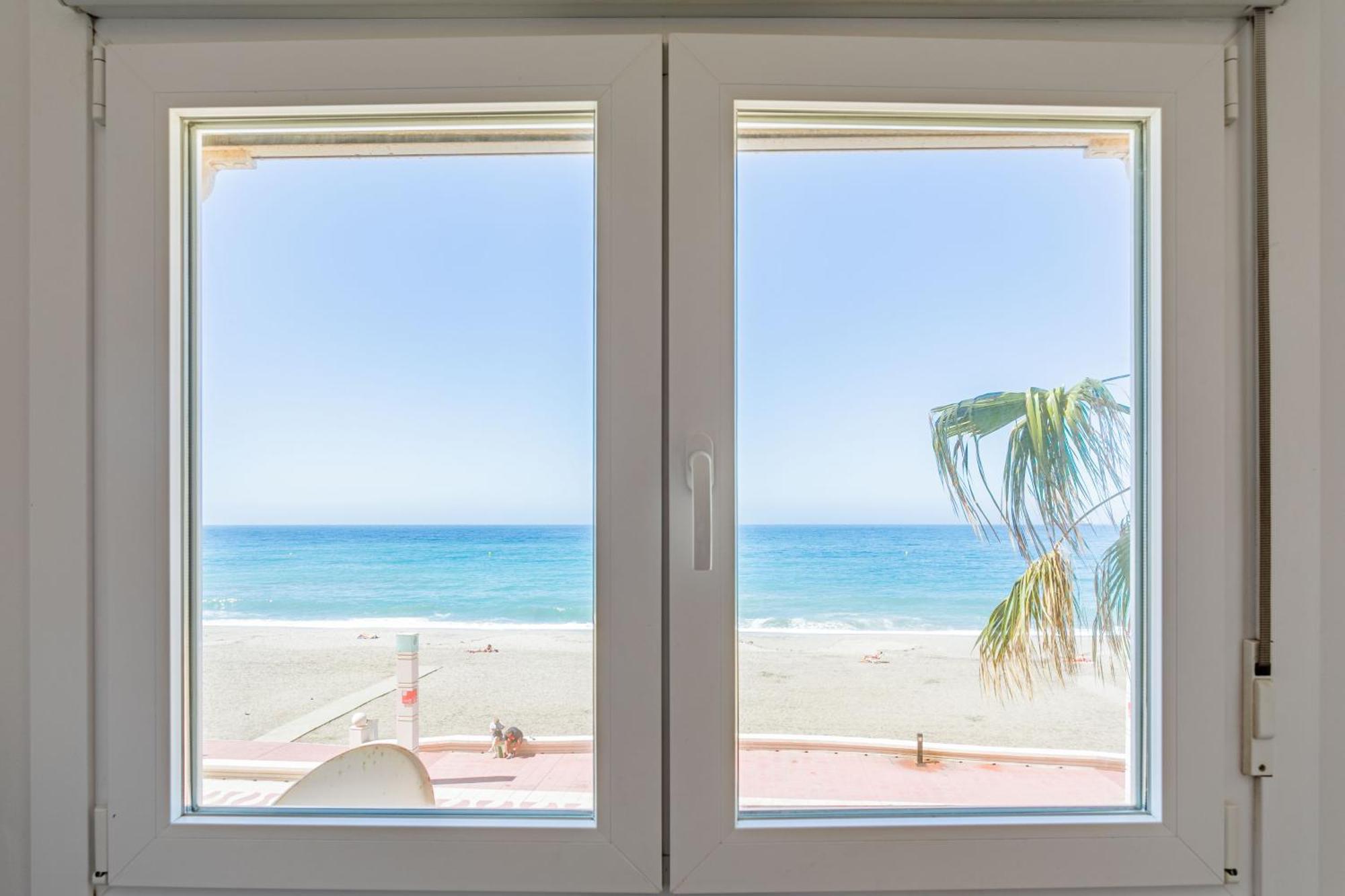 Trendyhomes Zapillo Beach - Primera Linea De Playa Альмерия Экстерьер фото